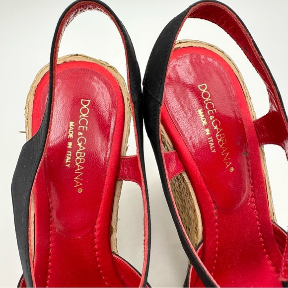 Dolce & Gabbana Bow Woven Straw Wedges - Picture 7 of 10